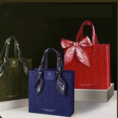 Gradiens ajándékdoboz