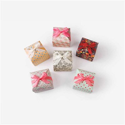 Mini gyertya kézzel készített szappan kis ajándék kreatív kis cukrászsütemény kartondoboz